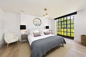 Bedroom- click for photo gallery